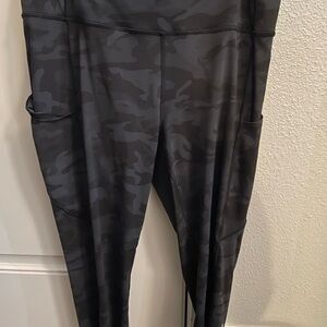 Lululemon Fast and Free High-Rise Crop 23"
